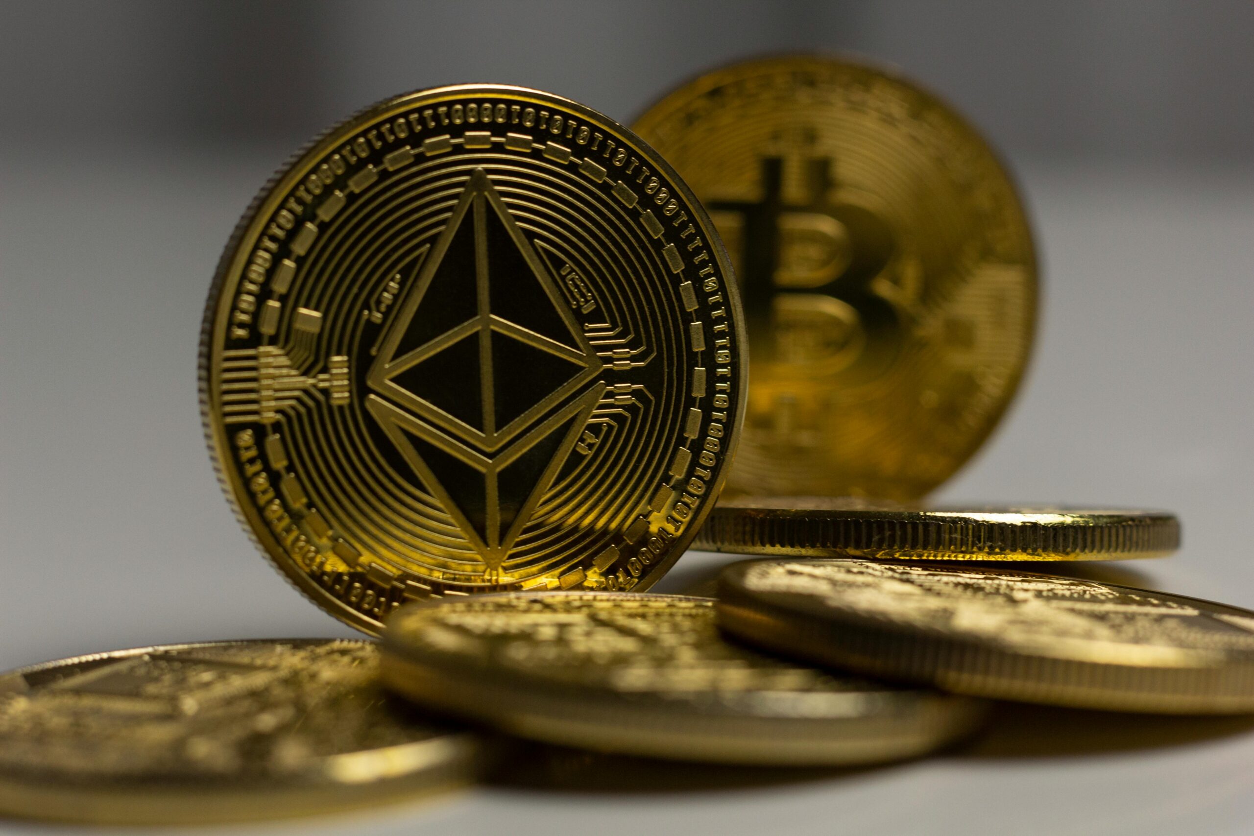 Ethereum Falls to Lowest BTC Ratio Since 2020 — Is a Deeper Slide Ahead?